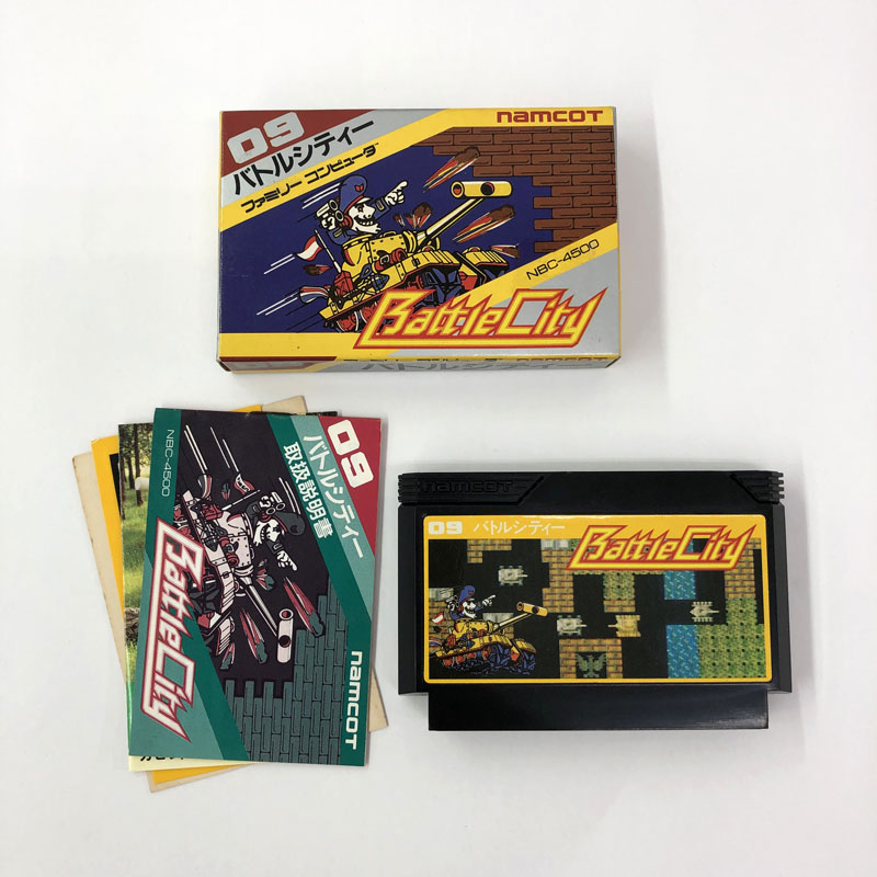 商品状態 古い機種のソフトのためジャンク扱いとなります。 タイトル画面まで動作確認済み。 現状品になります。 写真の物・状態が全てです。 バッテリーの寿命/消耗、 またそれに伴う各種機能不全につきましては、 すべて保証対象外となります。 ジャンク品の為、返品返金は一切致しません。 こちらの商品は、店頭と同時販売の為、 売り切れの場合がございます。 商品画像に写らないイタミ、キズ、 汚れがある場合がございますので、 気になる方はご遠慮下さい。 商品情報 ※当店では電池・電池残量の有無等の 保証は一切しておりません。 予めご了承下さい。 ※商品画像は照明・モニターの特性により、 色/素材感が実物と若干異なる場合がございます。