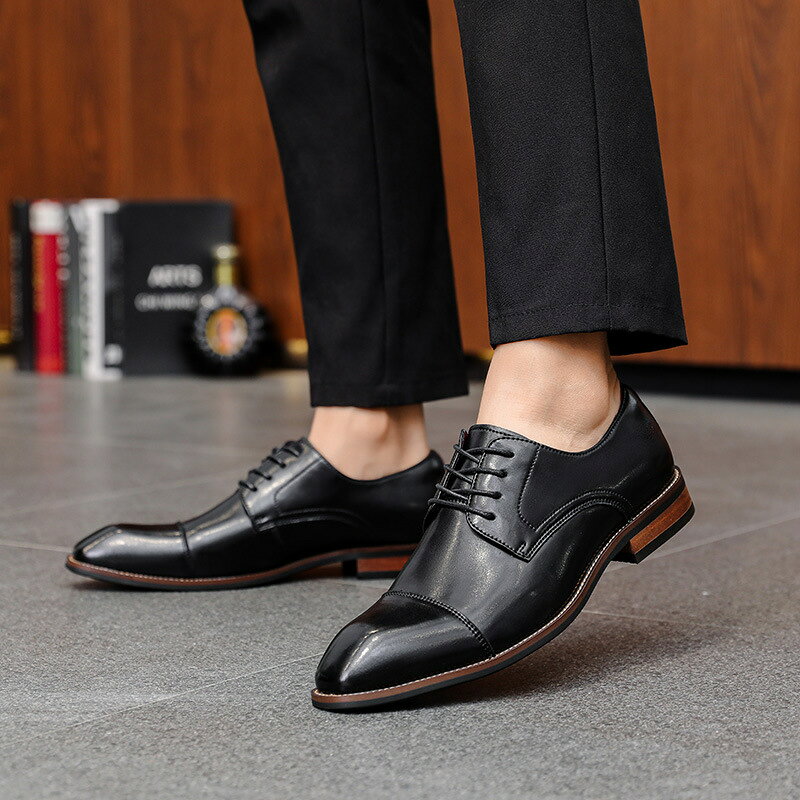 ジネスシューズ 革靴 メンズ ドレスシューズ 本革 ストレートチップ 高?紳士靴 外羽根 軽量 防水 高級..