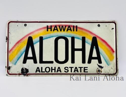 ○o。ハワイ限定!!ハワイアン ヴィンテージ風 ナンバープレート【ALOHA】 インテリア雑貨　数量限定品 ハワイ プレート ハワイアン雑貨 ハワイアンインテリア ハワイ雑貨 ハワイインテリア お土産 車 アクセサリー 。o○