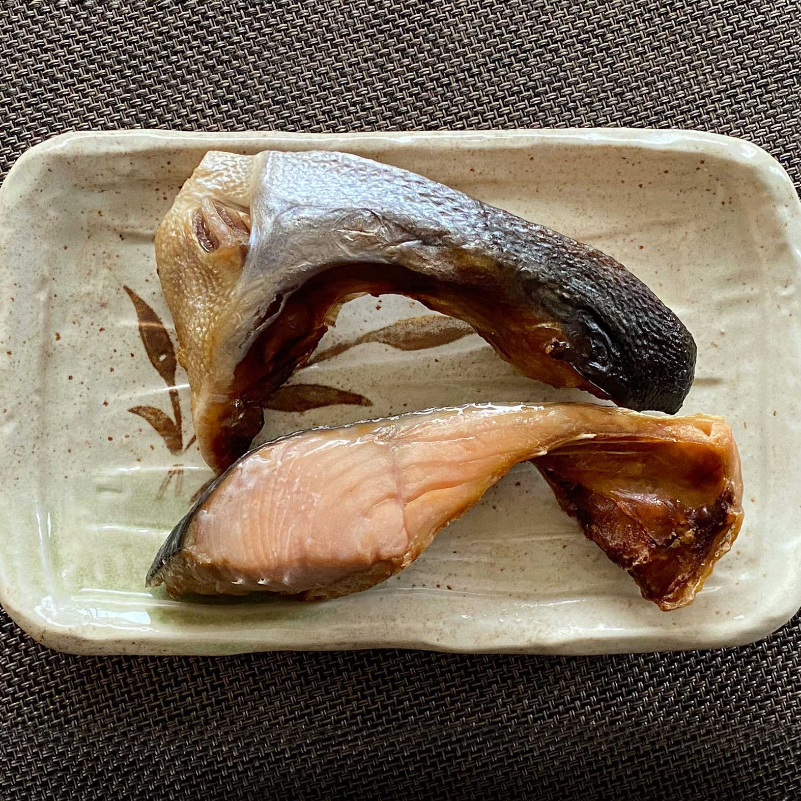 塩引鮭カマ 1kg 3