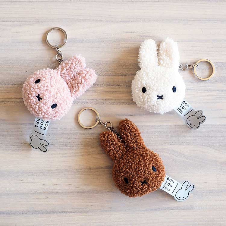 BON TON TOYS Miffy Tiny Teddy Keychain【ミッフィー ぬいぐるみ キーホルダー キーチェーン 大人 グッズ おしゃれ かわいい 北欧 インテリア キッズ ボントントイズ キーリング BTT オランダ キャラクター うさぎ 誕生日 プレゼントギフト ホワイトデーお返し】