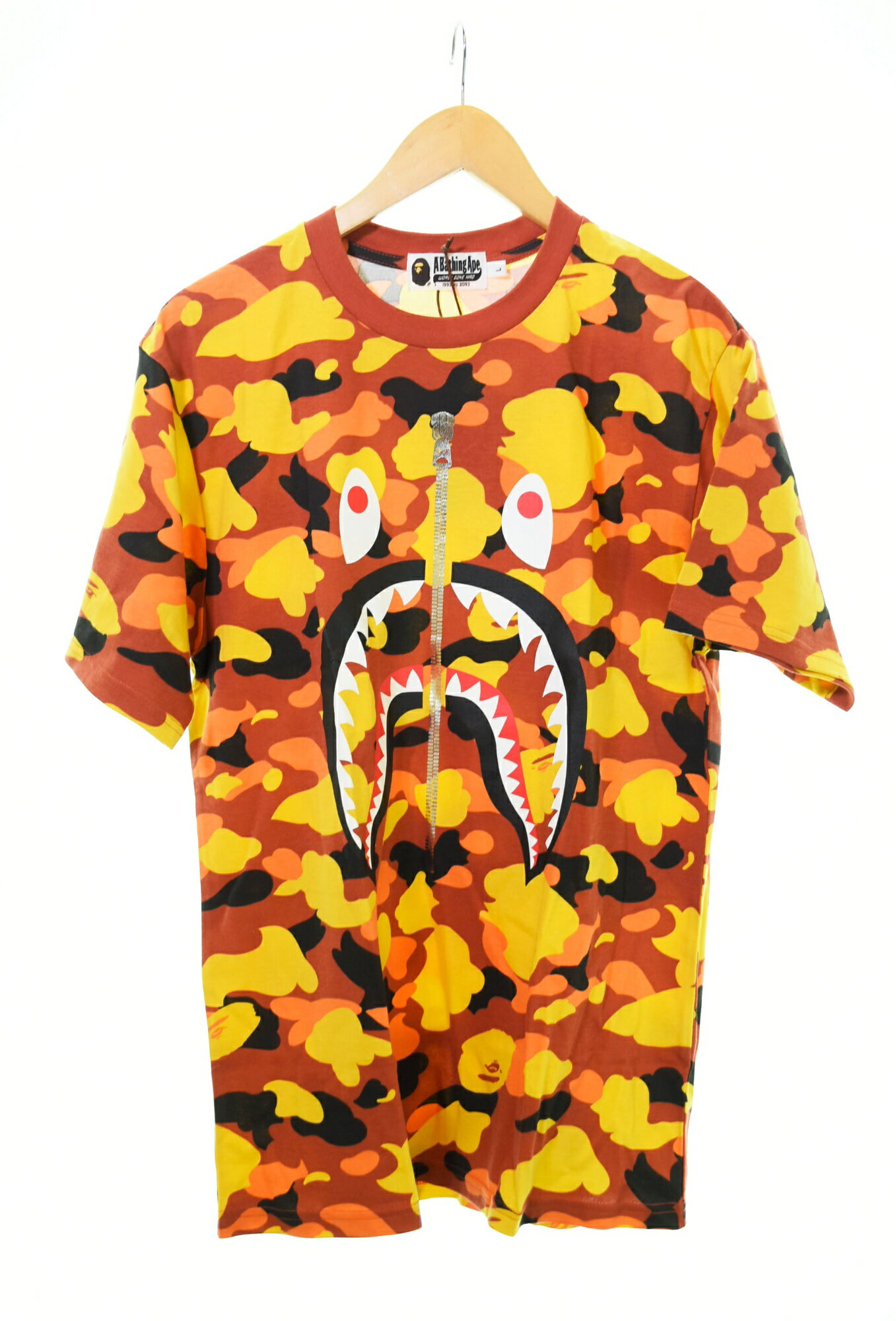 yÁzAxCVOGCv A BATHING APE CAMO SHARK TEE t@[Xg J V[N TVc F 001CSD801007X TVc  CG[ LTCY 103MT-273