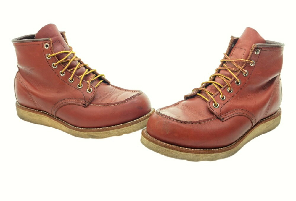 ブランド RED WING カテゴリー メンズ 品番・型番 8875 商品管理番号 104-shoes175 表記サイズ 27.5 素材 - 付属品 - 状態ランク C：傷や汚れの多い商品 色 レッド※この商品の出品者の主観で判断しておりますので、カタログや正規のカラーとは言いまわしが異なる場合があります。 製造国 アメリカ 実寸サイズ-幅 11cm 実寸サイズ-アウトソール 31cm 実寸サイズ-ヒール cm 　 状態詳細 履きジワ、かかと潰れ、スレあり 　 注意事項 ※こちらの商品は、写真にて実際の色味が出にくくなっております。ご不安がある際は型番などでお調べいたただくか、事前にお問い合わせをお願いいたします。 出品店舗 ドンドンダウンオンウェンズデー太田店 〒373-0033 群馬県太田市西本町57−4 TEL:0276-20-6730 　 備考 ※ユーズド、ビンテージ商品になるため、文章に記載のないダメージや汚れがある場合がございます。 ※商品は状態確認の上での出品ですが、見落とし等ある可能性がございますので神経質な方はご入札をお控えください。 ※あくまで中古品ですので新品の状態とは異なる商品もあります。また、店頭でも販売しておりますので、記載に無い細かなキズや汚れが見受けられる場合がございます。予めご了承下さいませ。 ※商品は写真または説明欄に記載のない付属品などは付属しませんのでよろしくお願い致します。掲載画像をご確認の上、ご不明点は事前にお問い合わせください。 ※商品は折りたたんで発送させていただきます。素材によっては、写真に無い折ジワが出来ることもございますので予めご了承くださいませ。 状態ランク一覧 S ほぼ新品同様の商品 全体的に使用感が見られず、汚れやダメージがほとんど見受けられない綺麗な中古品です。 A 使用回数が少なくかなり状態の良い商品 使用感が少なく中古品としては状態の良いお品物です。 AB 使用感はあるが傷や汚れの少ない商品 中古品としての使用感が見られるものの、普通にお使いいただけるお品です。 B 使用感の他傷や汚れのある商品 使用感の他ダメージや汚れ等が見受けられるお品物です。 C 傷や汚れの多い商品 かなり使い込まれたダメージや汚れ、劣化が目立つ状態の悪いお品です。 D 着用困難な難ありの商品 着用を想定していない観賞用の商品です。