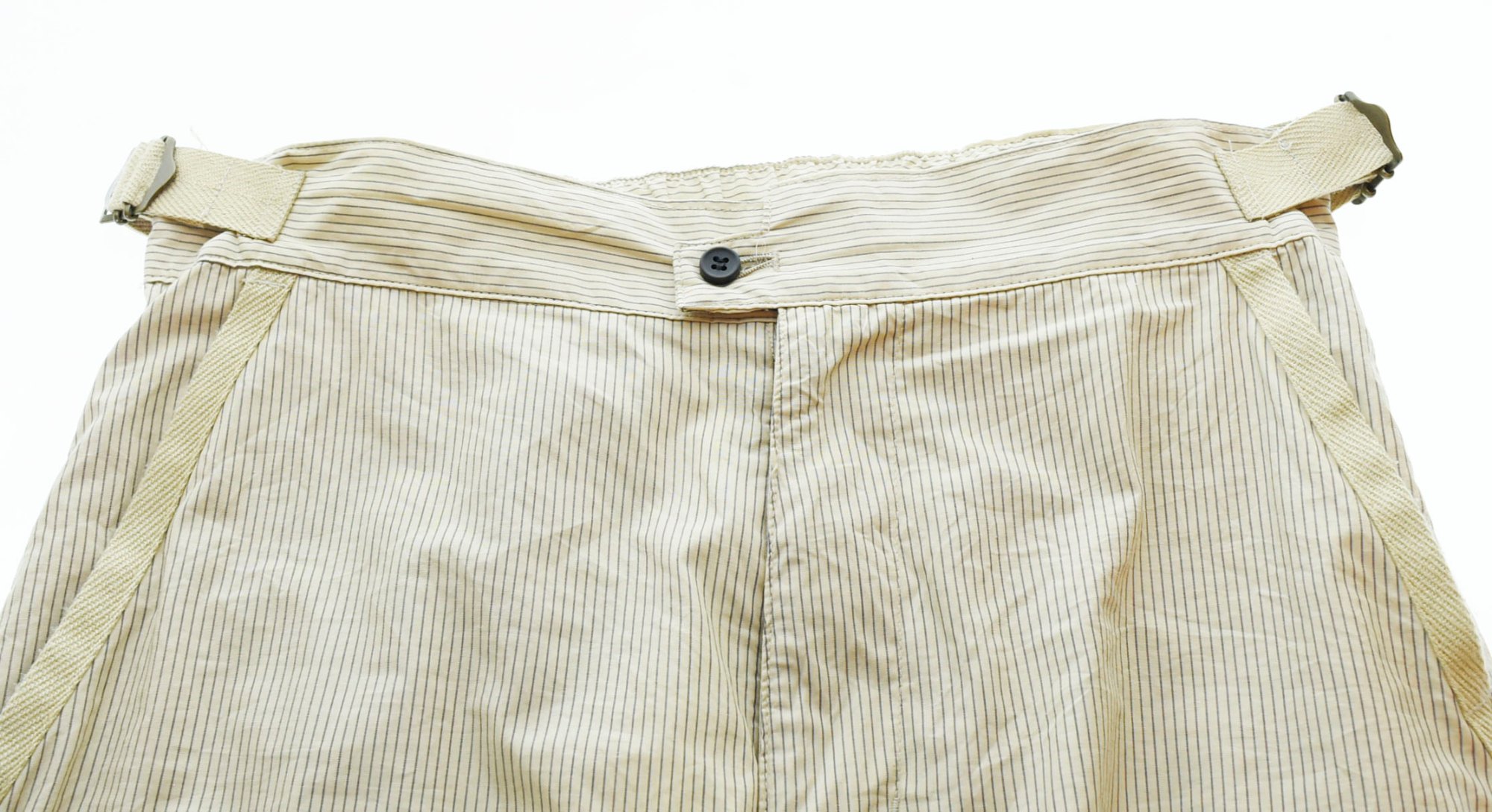 【中古】ジェン イェ JIAN YE 23ss ストライプナイロン ギミックパンツ 23ss-PT-2 ボトムスその他 ストライプ ベージュ Mサイズ 103MB-93