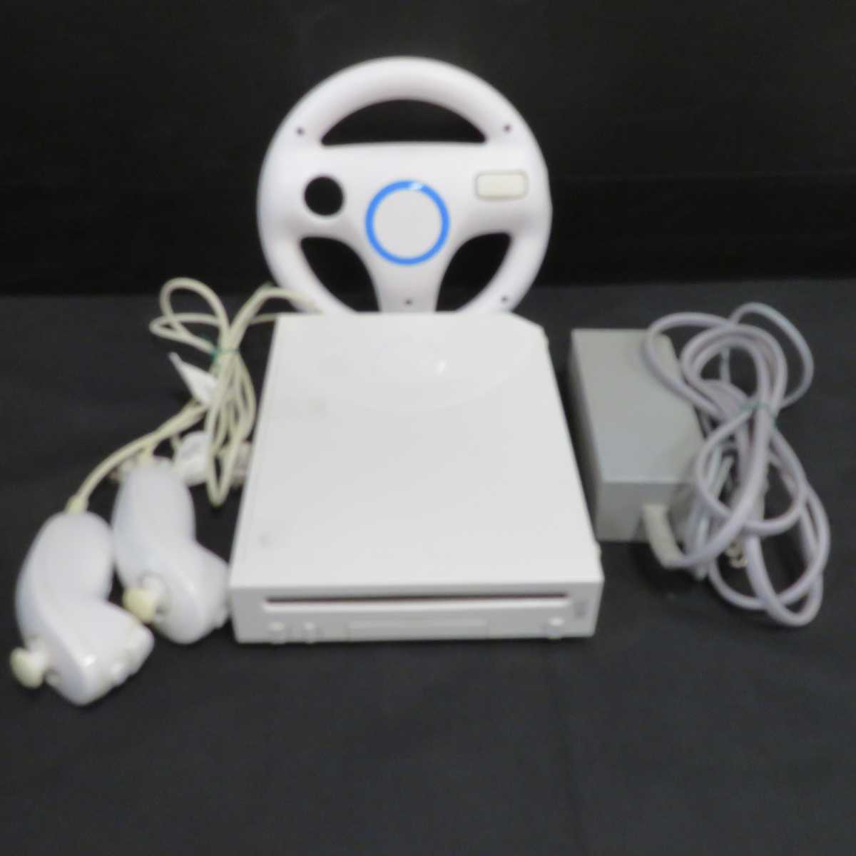 【中古】 Nintendo Wii RVL-001 ホワイト 任天堂 ニンテンドー ゲーム機 ウィー 本体 4902370515640 (AY7)