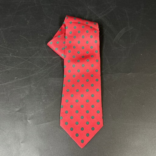 【中古】 GUCCI グッチ Gucci ネクタイ グリーン ドット レッド 緑×赤 男性 メンズ シルク100% スーツ用ファッション ファッション小物 (CZ23) 【中古】 GUCCI グッチ Gucci ネクタイ グリーン ドット レッド 緑×赤 男性 メンズ シルク100% スーツ用ファッション ファッション小物 (CZ23)