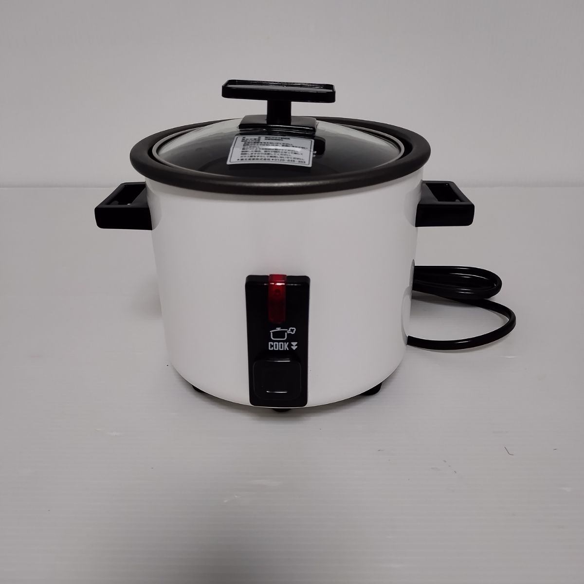 【中古】 蔵王産業 1.5合炊き炊飯器 RC-1.5013 ホワイト 白 小型炊飯器 電気炊飯器 キッチン家電 一人暮らし 一人用炊飯器 （DU7）のサムネイル