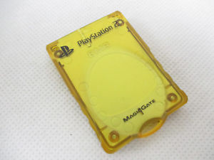 【送料無料】【中古】PS2 プレイステーション2 PlayStation2専用 MEMORY CARD シルバーイエロー メモリーカード MAGIC GATE