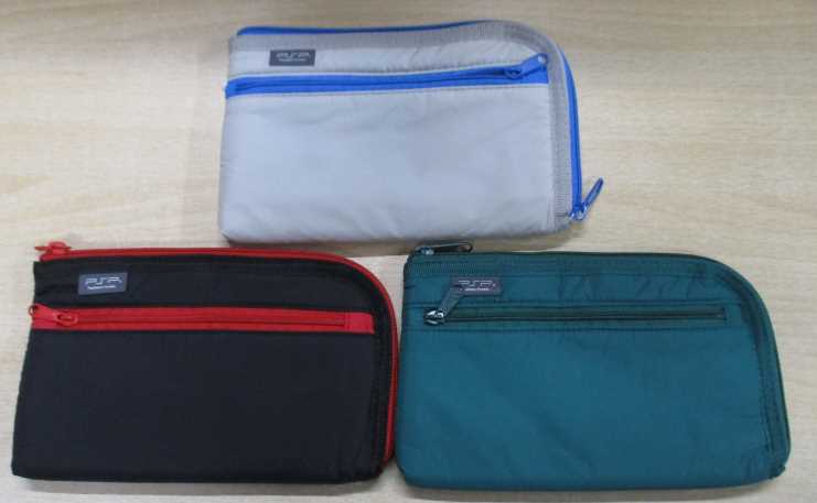 【送料無料】【中古】PSP 本体ケース 3個セット 色とデザインはランダムで出荷