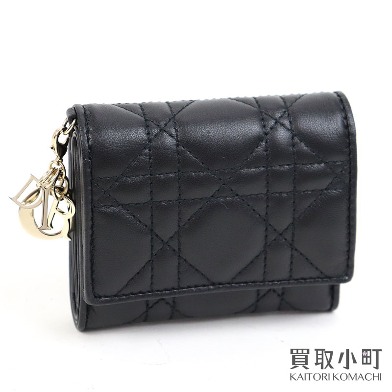 【未使用品】ディオール 【Chiristian Dior】レディディオール カナージュ ロータスウォレット ブラック ラムスキン カナージュステッチ ロゴチャーム付き 折り財布 ミニ サイフ S0181ONMJ M900 LADYDIOR LOTUS MINI WALLET CANNAGE【Sランク】【新品同様】のサムネイル