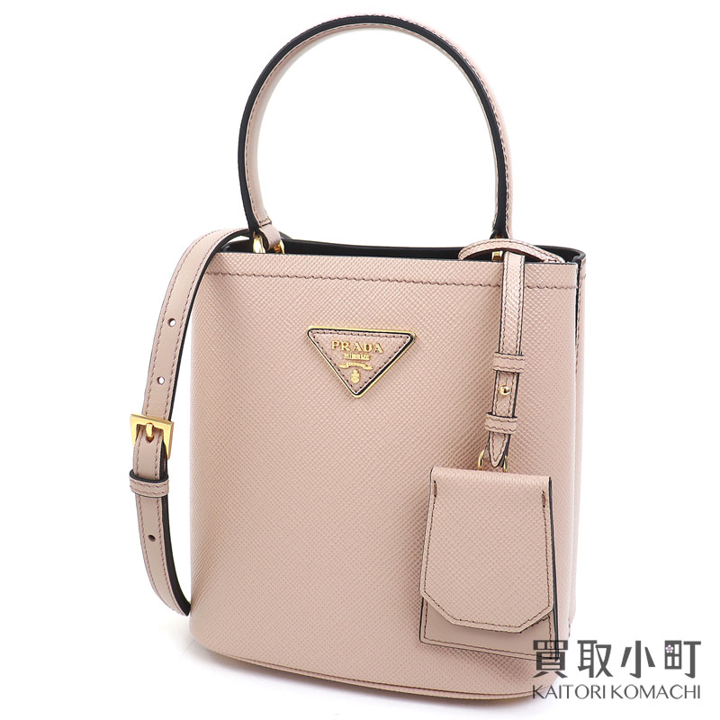 【美品】プラダ【PRADA】プラダパニエ サフィアーノレザー ミニバッグ ベージュピンク 2WAYショルダー ハンドバッグ トップハンドル スモールバケット 1BA217 2ERX F0UDW SAFFIANO SMALL BAG【Aランク】【中古】のサムネイル