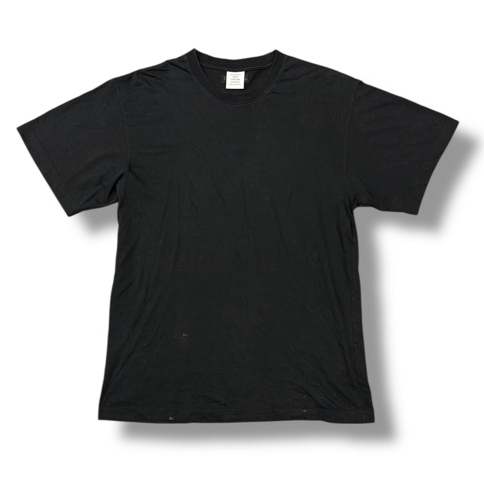 VETEMENTS ヴェトモン Tシャツ・カットソー S 白 【古着】【中古】【送料無料】 VETEMENTS（ヴェトモン） | Tシャツ・カットソーの古着・中古通販