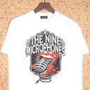 9MICROPHONES miC}CNtHYn TVc123-40394 LIPS AND MICROPHONES TEE