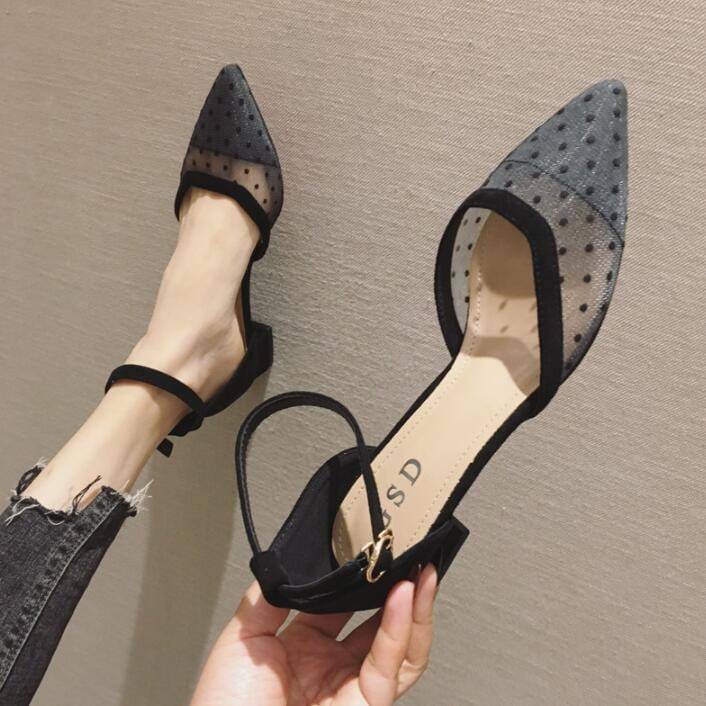 樂天商城 - 全3色！ドット柄シースルーパンプス 大きいサイズ　痛くない オフィス ローヒール アンクルストラップパンプス　3センチ　ポインテッドトゥ　とんがり 走れる 通勤 パンプス　通勤 通学　柔らか　水玉柄
