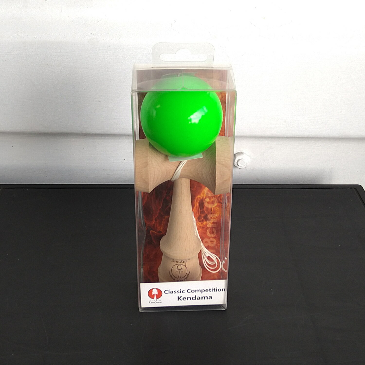 【アウトレット】SunRise KENDAMA UV（NEON GREEN） 新品 未開封 サンライズ けん玉 ケンダマ