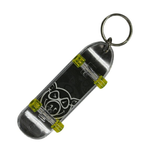 PRECISION KEY CHAIN　WAREHOUSE　プレセッション キーチェーン PIGフィンガーボードキーチェーン　フィンガーボード スケートボード SK8 SKATEBOARD スケボー 指スケ テックデック　テックデッキ