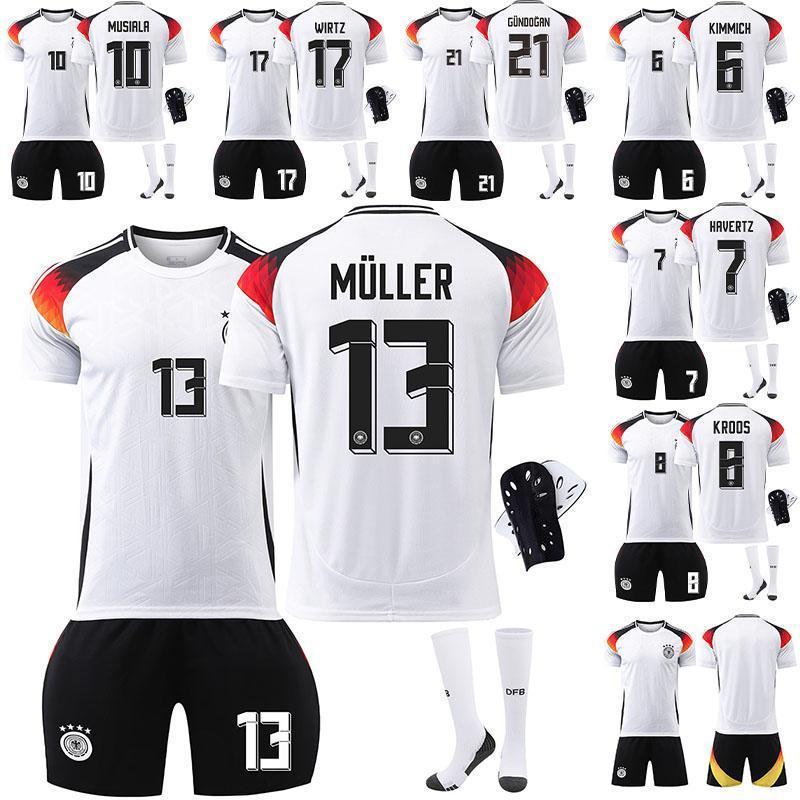 サッカー ユニフォーム 【四点セット】サッカーウェア 2024ドイツサッカーウェア 13番ミュラーヨーロッパカップユニフォーム 7番ハフツ 8番クロース 子供男...