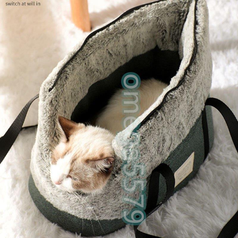 ペット キャリーバッグ 小型犬 猫 ペットキャリー 秋冬用 ショルダーバッグ リュック ポータブルペット あたたかい ペット用品 お出かけ