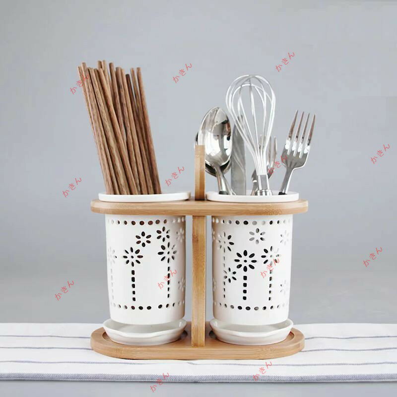 箸立て 2個一体型 シンプル 透かし入り 木製スタンド付き (小花)