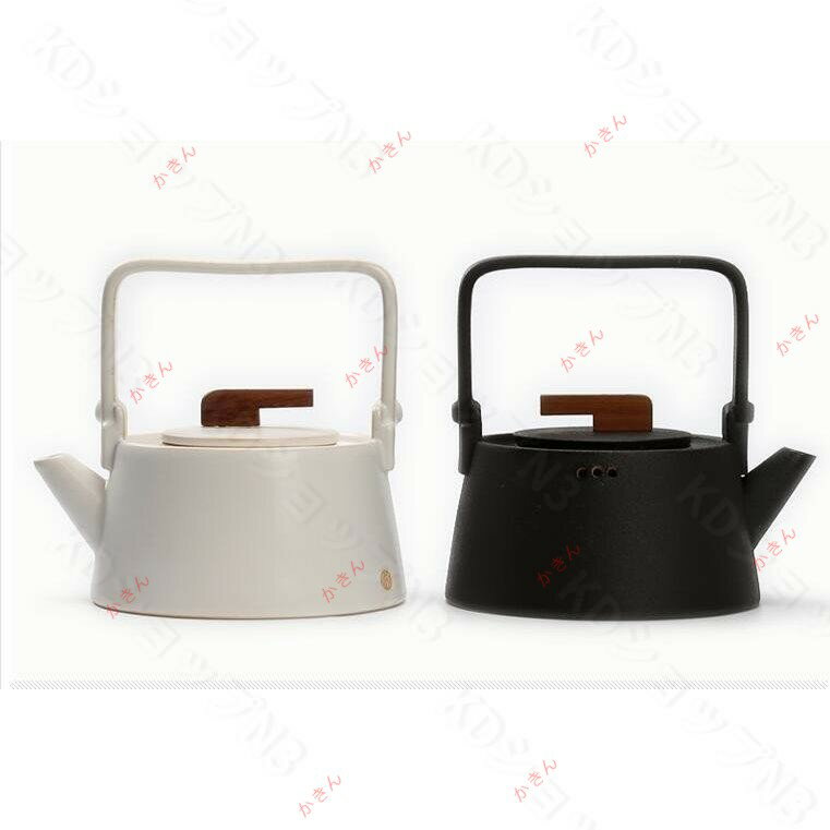 家庭用の湯沸かし黒と白の陶壺を簡単に予約する