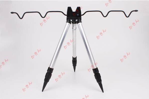 三脚 竿立て ロッドホルダー ロッドスタンド 3段 レバー式 釣り具 竿掛け 持ち運びに 便利な 伸縮 軽量のサムネイル