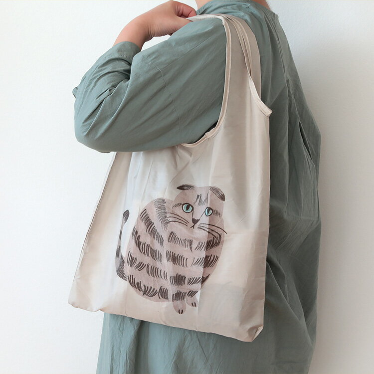 松尾ミユキ エコバッグ Cat【レジ袋 コンビニ 袋 買い物袋 コンビニ 通勤 女性 ランチバッグ 猫 可愛い かわいい おしゃれ コンパクト 収納 持ち運び レジバッグ エコバッグ メール便】のサムネイル