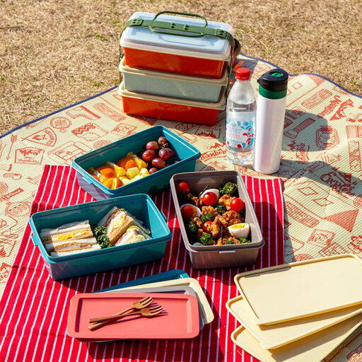 ランチボックス ワイド3段プレート4p付き ツェルト ノスタルジック お弁当箱 長方形 スタッキング 入れ子 コンパクト収納 ファミリー 大容量 ランチ 弁当箱 重箱 便利グッズ ランチbox ピクニック キャンプ おしゃれ かわいい 運動会 アウトドア Kakko カッコ の ランチボックス ワイド3段プレート4p付き ツェルト ノスタルジック お弁当箱 長方形 スタッキング 入れ子 コンパクト収納 ファミリー 大容量 ランチ 弁当箱 重箱 便利グッズ ランチbox ピクニック キャンプ おしゃれ かわいい 運動会 アウトドア Kakko カッコ の