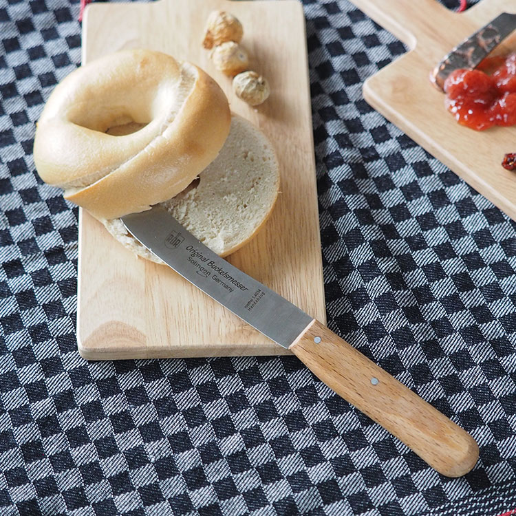【メール便】ACACIA カッティングボード Lサイズ【カッティングボード パン まな板 木 木製 ナチュラル ウッド 北欧 キッチン 雑貨 おしゃれ かわいい 可愛い デザイン ギフト 女性 インテリア 誕生日 クリスマス プレゼント プチギフト】