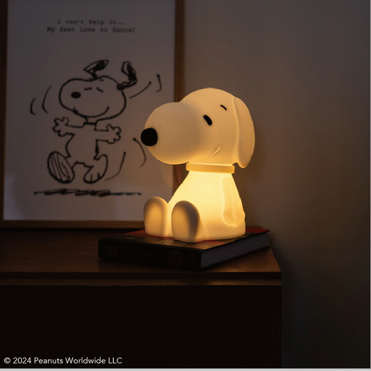 kakko (カッコ)のスヌーピー ファースト SNOOPY FIRST LIGHT【ピーナッツ LED ライト グッズ 大人 おしゃれ かわいい 卓上 照明 充電式 調光 誕生日 出産祝い ギフト プレゼント ラッピング対応 インテリア デザイン オムツ替え 授乳ライト 入学祝い 入園祝い 卒業祝い 卒園祝い】(ライト・照明)