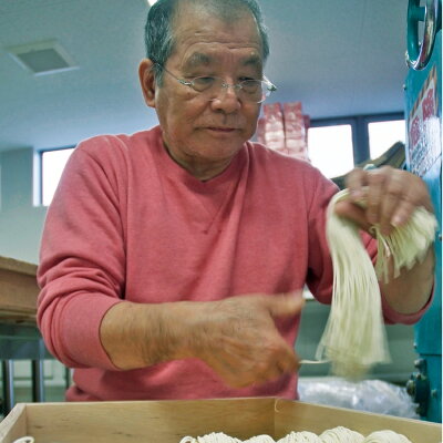 佃煮&惣菜ギフト専門カクイチ横丁 【送料無料】【冷蔵】原田製麺ひろしま中華そば(醤油とんこつ味)セット 10食入 ギフト 広島 ご当地 グルメ 化学調味料不使用 生麺 卵不使用麺 醤油豚骨 とんこつ 老舗 原田製麺 seeds ltd. 広島 通販 seeds&dining 画像3