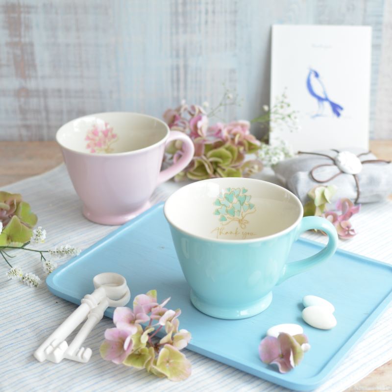 Rakuten - ブーケマグ おしゃれ 美濃焼 かわいい 可愛い 北欧 日本製 コップ カップ 食器 カフェ シンプル ナチュラル ギフト プレゼント 陶磁器 食器 レンジ対応 食洗機対応 KAKUNI カクニ