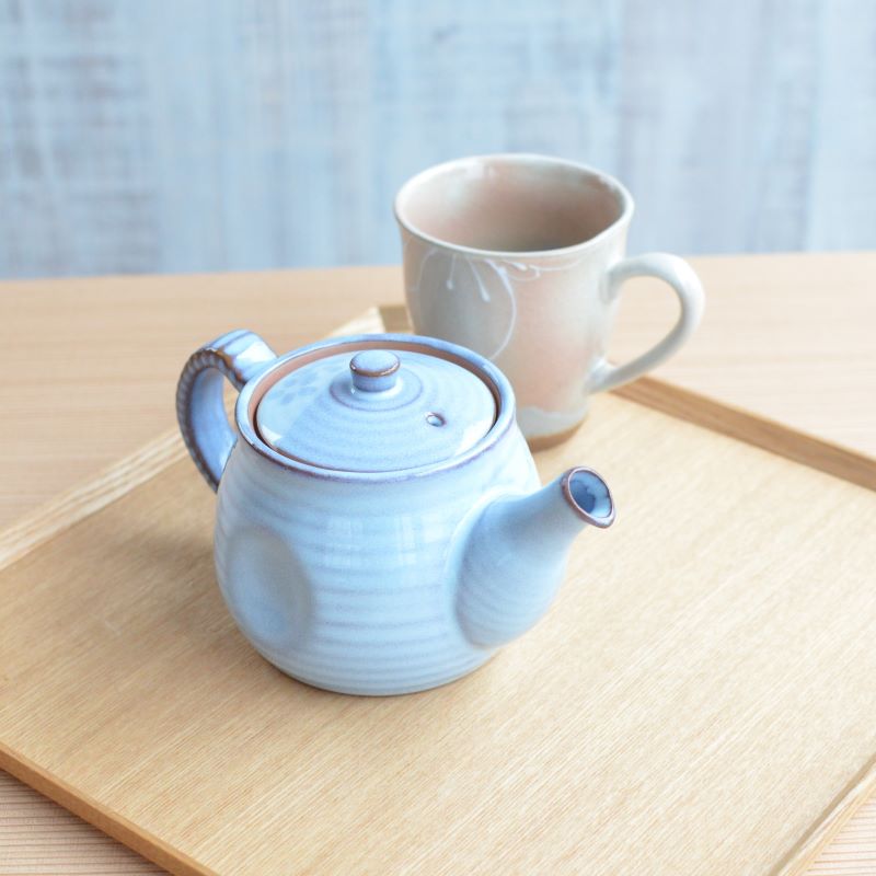Rakuten - ペコポット パノラマ急須 和食器 陶器 美濃焼 日本製 国産 おしゃれ 和風 シンプル 上品 高級感 黒 白 カクニ 食卓 キッチン用品 家庭用 来客用 ギフト プレゼント 贈り物 お祝い 慶事