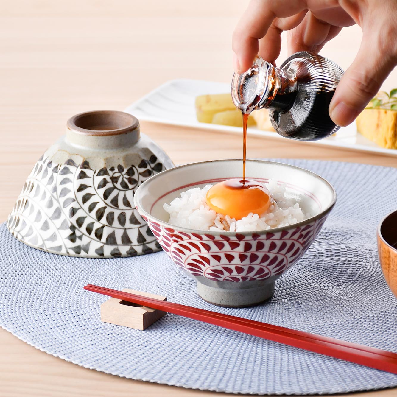 波佐見焼 幸祥窯 飯碗 11cm 染錦二色唐草 300455