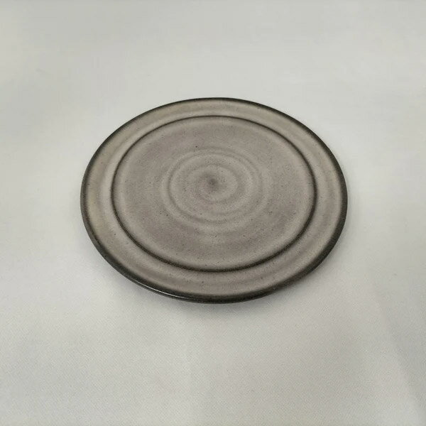 【マラソン最大1500円クーポン】奥村企画 fuuu プレート Mat「フラットプレート(丸)グレー」Sサイズ メーカー取寄品 食器 清水焼 京都 テーブルウェア インテリア 和風 和雑貨 おしゃれ 高級 上品 雑貨 引っ越し祝い プレゼント ギフト 内祝い