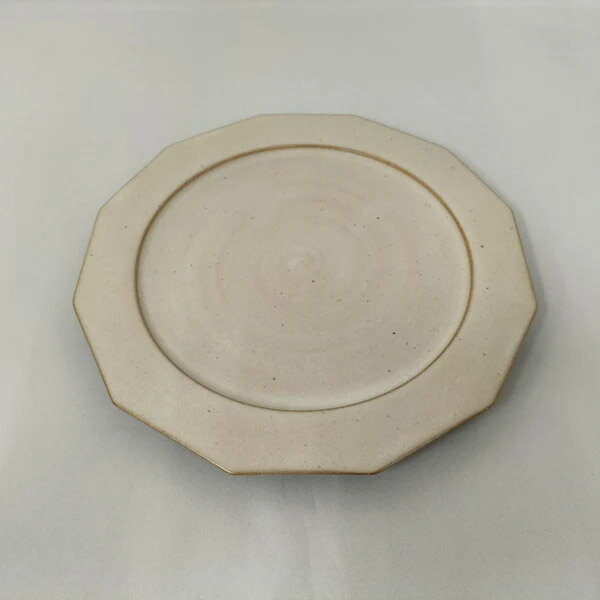 乐天商城 - 【売切】奥村企画 fuuu プレート Mat「フラットプレート(リム 十二角)白」Mサイズ メーカー直送品 ※他ブランド商品と併買不可※ 食器 清水焼 京都 テーブルウェア インテリア 和風 和雑貨 おしゃれ 高級 上品 雑貨 引っ越し祝い プレゼント ギフト 内祝い(代引不可)