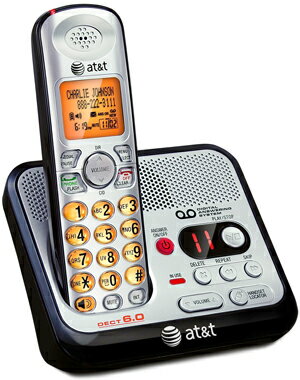 AT&T デジタルコードレスフォン盗聴がされ難く、クリアな音声通話が可能なDECT6.0方式採用デジタル留守電話機能付き電話機親機もコードレス シルバー×ブラックオレンジディスプレイ子機子機増設可能El52500 Cordless Telephone AT&T デジタルコードレスフォン盗聴がされ難く、クリアな音声通話が可能なDECT6.0方式採用デジタル留守電話機能付き電話機親機もコードレス シルバー×ブラックオレンジディスプレイ子機子機増設可能El52500 Cordless Telephone