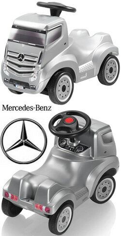 期間限定送料無料 お子様にもリアルを追求メルセデスベンツ公認デザインmercedes Benz Collectionドイツ名車 乗用玩具 アクトロス ボビーカーライドオン シルバーグレー ゴールドイエローお子様へのプレゼントに足蹴り乗用玩具 足こぎ 足けり おもちゃ キックカー 魅力