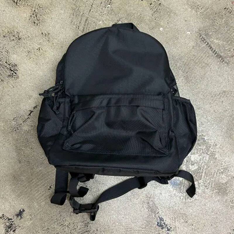 【LINE登録で300円クーポン】PUFF パフ ペットキャリーバックパック 全2色 P24005|ブラック カーキ キャリー バッグ バックパック リュック 撥水 加工 ポケット 板状 底板 つき 付き ショルダー 密着 軽量 病院 お散歩 お出掛け 外出 交通公共機関 電車 バス kamiya-10036637 髪屋 サンプル画像2