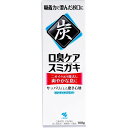 ■商品説明 吸着力で澄んだお口に！ ニオイの元を除去し爽やかな息に。 ●自然由来の活性炭(清掃剤)配合。 ●スミガキはニオイの元(歯垢)を除去し口内を浄化、お口のニオイを防ぐ。 ●フルーティクリアミントの香味でお口をさっぱり爽快にしてくれます。 ※歯が黒くなることはありません。 ■商品詳細 個装サイズ：49X141X40mm 個装重量：約119g 内容量：100g入 製造国：日本 ブランド：小林製薬株式会社 【商品区分：化粧品】 販売名：スミガキa 【成分】 水、リン酸2Ca・リン酸2Ca二水和物(清掃剤)、ソルビトール・グリセリン(湿潤剤)、シリカ(増粘剤)、セルロースガム(粘結剤)、ラウリル硫酸Na(発泡剤)、香料：フルーティクリアミントタイプ(着香剤)、メントール(清涼剤)、リン酸3Mg(安定化剤)、炭(清掃剤)、エタノール(溶剤)、コカミドプロビルベタイン・ラウロイルサルコシンNa(発泡剤)、エチルパラベン・プロピルパラベン(保存剤)、サッカリンNa(甘味剤) 【効能・効果】 ・口臭を防ぐ ・ムシ歯を防ぐ ・歯垢を除去する ・歯を白くする ・口中を浄化する。【用法・用量】 ・適量を歯ブラシにとり、歯及び歯ぐきをブラッシングする。 【使用上の注意】 ・発疹などの異常が出たら使用を中止し、医師に相談すること。 ・口内に傷がある場合は使用をひかえること。 ・目に入ったらこすらず、すぐに充分洗い流し、異常が残る場合は眼科医に相談すること。 ・衣類についた場合は、すぐに水で洗い流すこと。 ・炭が原因で、歯が黒くなることはありません。 ・使用期限を過ぎた製品は使用しないこと。