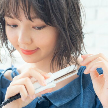 ヘアアイロン ヘアーアイロン ミニ 小型 ストレート こて 絹女 キヌージョ シルクプレート 海外対応