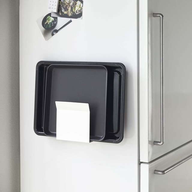 トレーホルダー 食器 プレート皿 まな板 冷蔵庫横 収納ホルダー 強力磁石 マグネット式 Plate プレート ホワイト 白