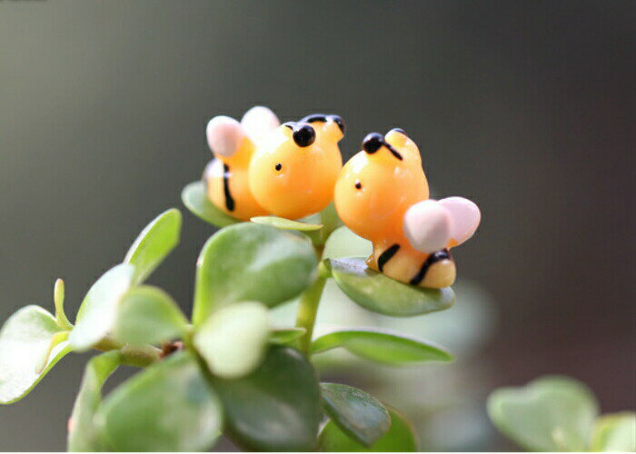 はち 模型 蜂 昆虫模型 テラリウム フィギュア ミニフィギュア コケリウム ジオラマ 箱庭 かわいい おしゃれ ワークショップパーツ 苔盆栽 苔玉 観葉植物