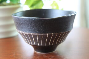 お茶碗 黒マット黒ベルトご飯茶碗(直径11.7cm×高さ7.5cm） 美濃焼 日本製 和食器 ストライプ 十草 おしゃれ モダン