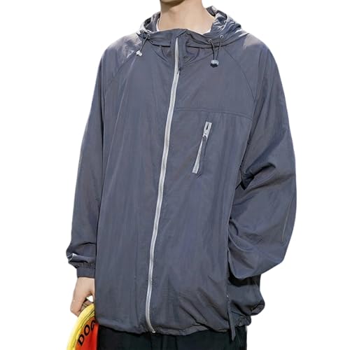ダークグレー/L/-・Color:ダークグレーSize:L・【抜群の機能性】このウインドブレーカーは、撥水・UVカット性能を備えたメンズ向けマウンテンパーカーです。薄手で軽量な高品質ナイロン素材を使用し、通気性に優れているため、春から夏のアウトドアシーンでも蒸れにくく快適です。洗練されたシルエットでおしゃれなジャンパーとして、登山や釣りはもちろん、日常的にも活躍します。・【優れた撥水・UVカット性能】薄手のマウンテンパーカーながら、表面の撥水加工により小雨や霧もしっかり防ぎます。UVカット性能はUPF50+で、紫外線を95%カット。強い日差しから肌を確実に守ります。さらにナイロン素材の特長を活かした高い通気性により、夏場に長時間着用しても蒸れず、常に涼しく快適に過ごせます。・【実用的で快適なデザイン】フード付きデザインで小雨から頭部を保護。袖口は伸縮性があり、裾には調整用コードを装備し、フィット感を調整可能です。合計5つのポケット付き。胸とサイドのジッパーポケットに加え、内側にも大型ポケットを配置し、貴重品や小物の収納に便利です。動きを妨げないゆったりとしたシルエットで
