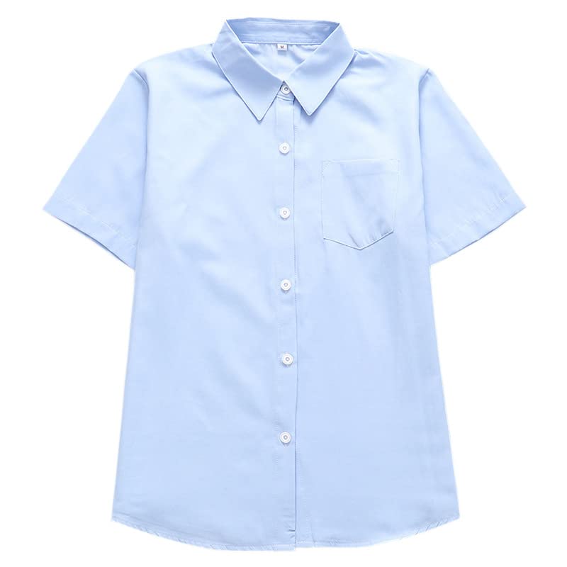 Button Down角衿-半袖-ライトブルー/S/12J110・Size:SColor:角衿-半袖-ライトブルー・吸湿性・通気性に優れた綿混紡素材を使用、最適な着心地をもたらす。・ポケットは着用時のバランスと実用性を考慮し、IDカードやパスポートが入る大きさに設定。・シンプルなデザインなのでオンでもオフでも着回しは自在。・リラックス感のあるシルエットで女性らしく着こなせる。・襟の立ち方や襟ひもの仕様、ギャザーの細かさなど、細部までこだわり満載。