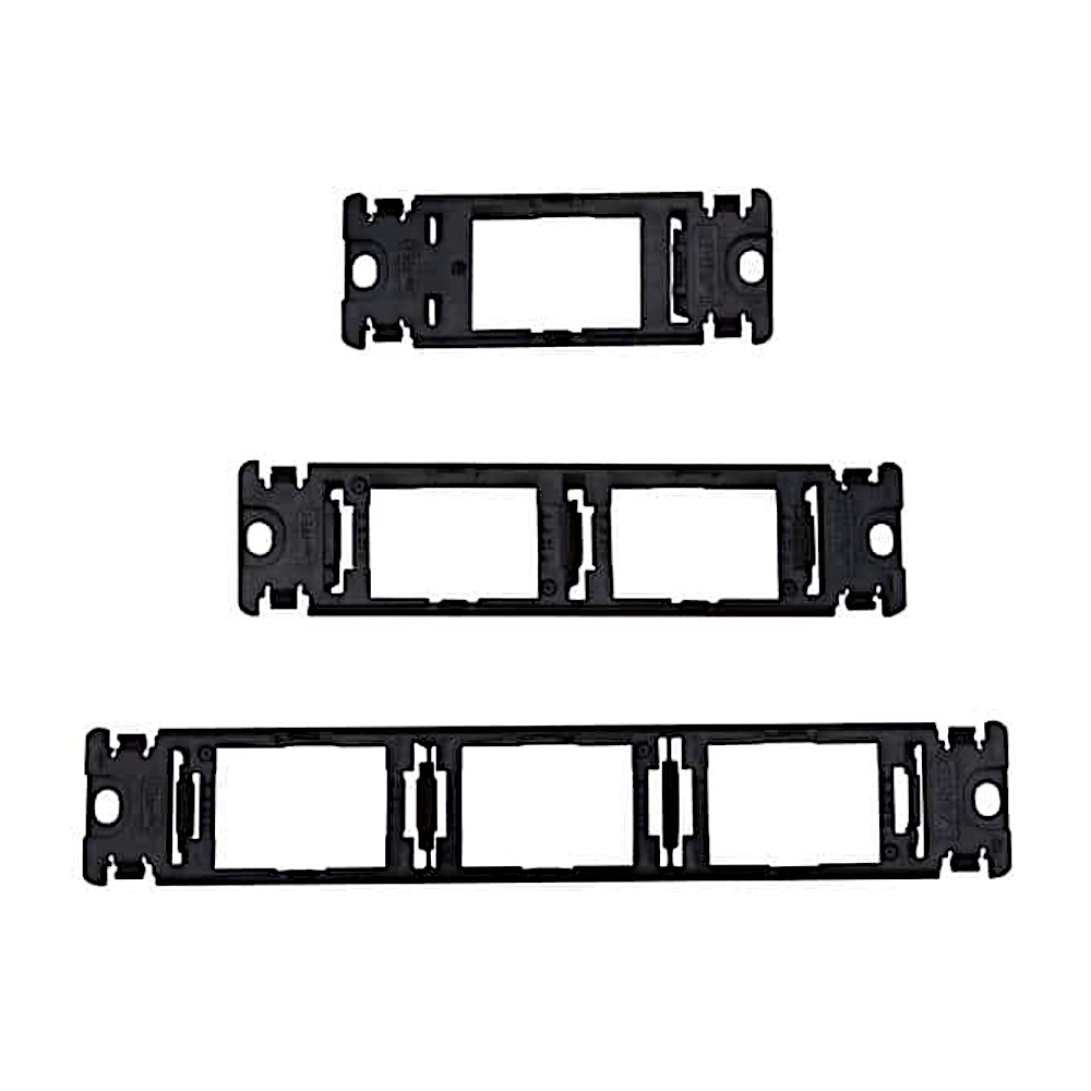 【ただいま全品ポイントUP】DMF-ES型・DMFH-EA型用プレート取付枠［スガツネ］DMF-B (材料:PPE樹脂) (口数:1口・2口・3口)「スガツネ製品ならカネマサ」