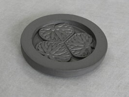 家紋入り小皿葵