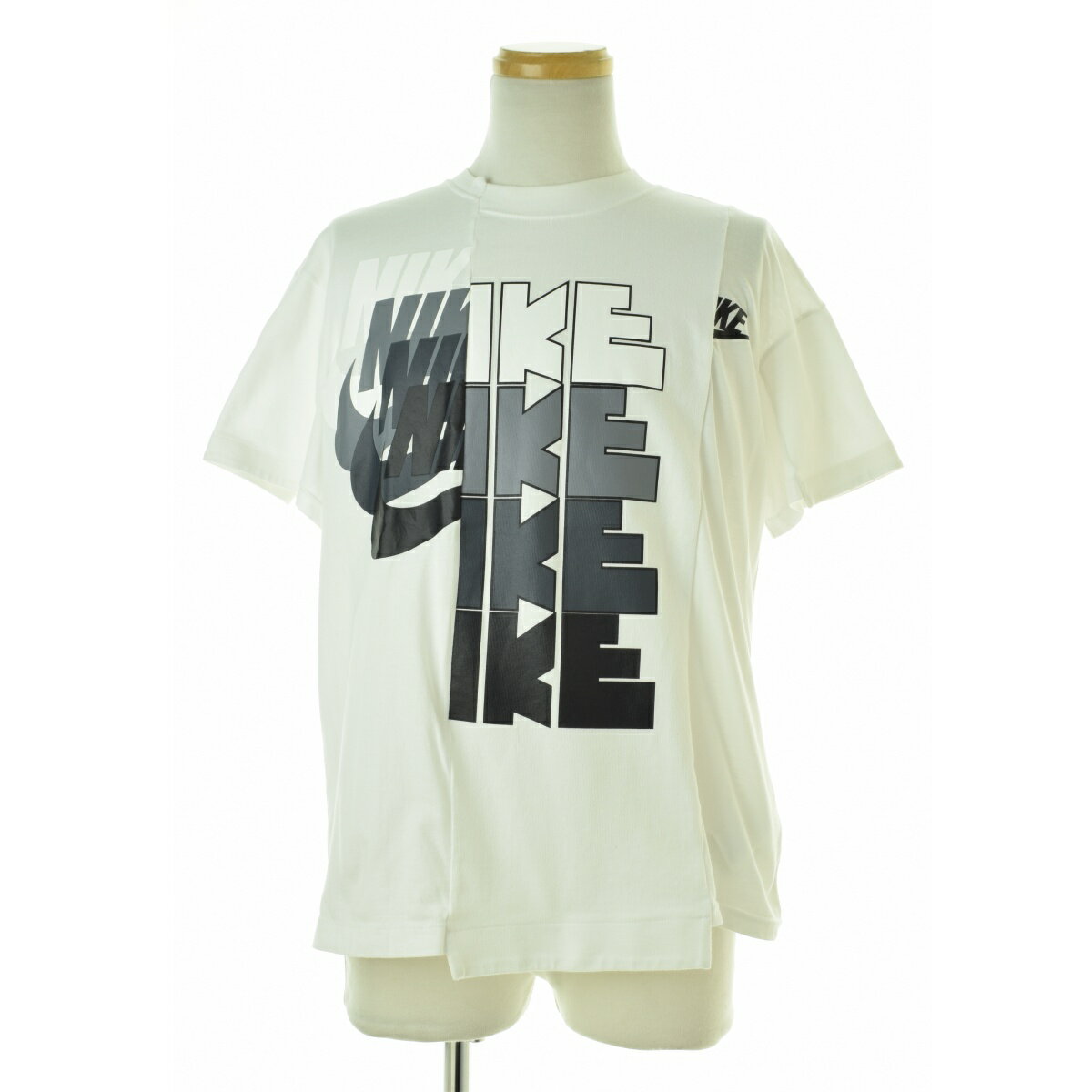 楽天市場】sacai nike tシャツの通販 楽天市場】sacai nike tシャツの通販