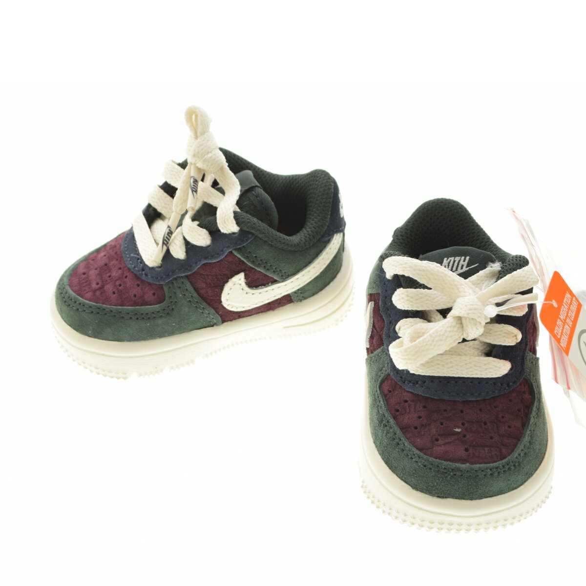 楽天市場】nike スニーカー エアフォース1（キッズ・ベビー