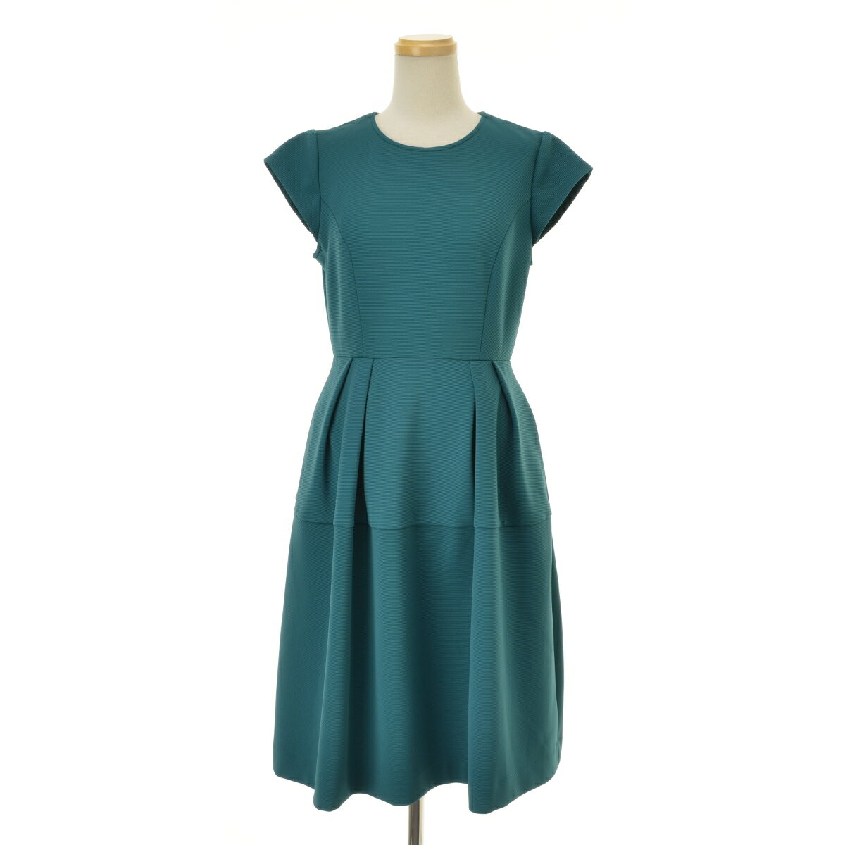 【中古】FLICKA / フリッカポリエステル タックフレンチスリーブワンピース【cacfafai-l】